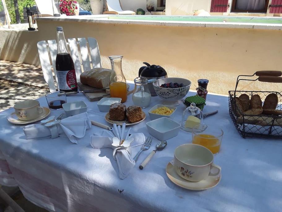 La suite de Garlone Aujargues Extérieur photo
